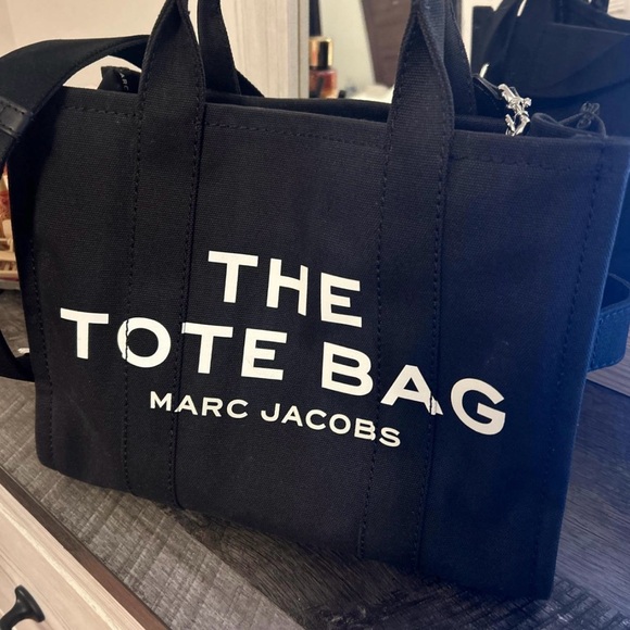 Marc Jacob’s Canvas Medium Tote Bag - Picture 1 of 5